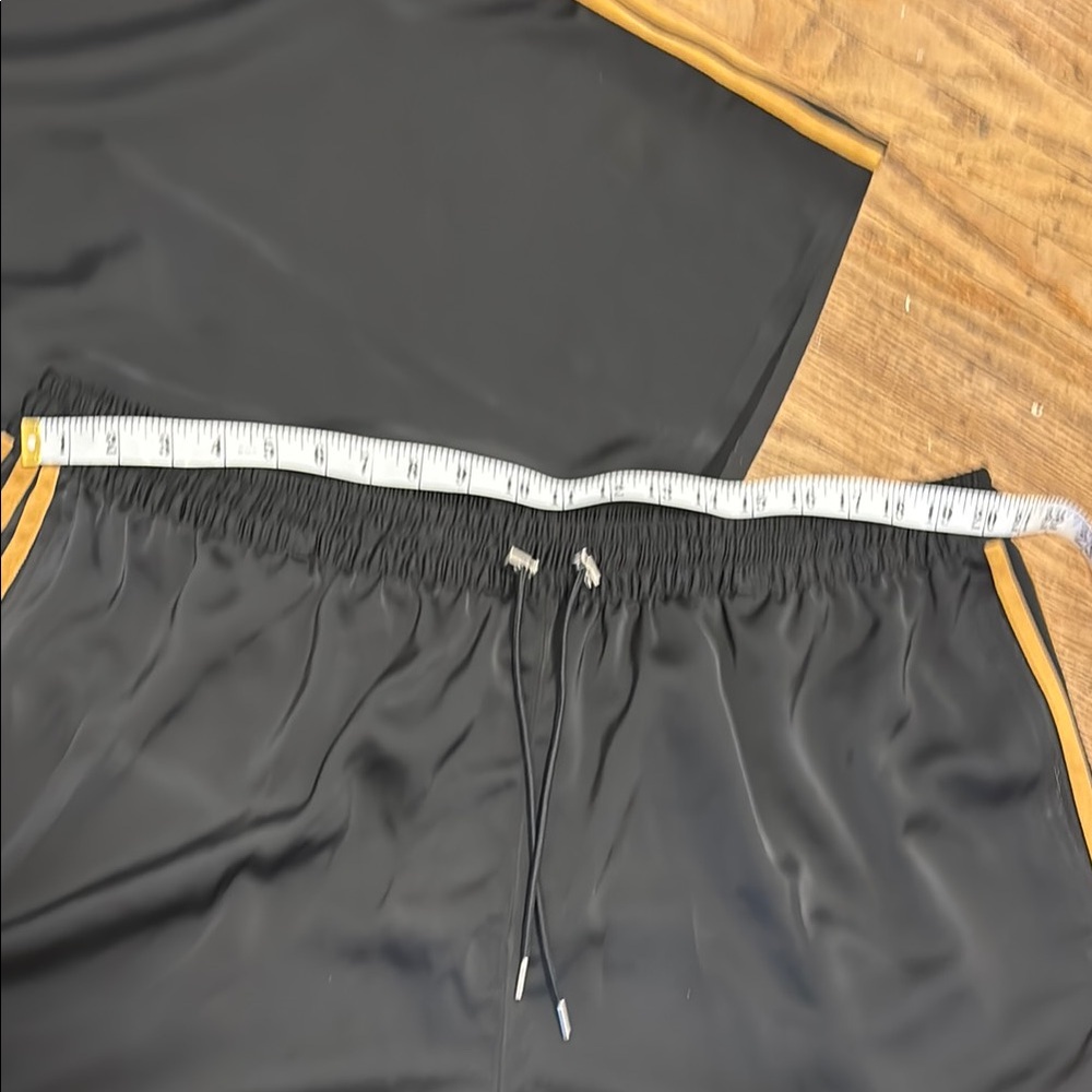 Adidas X Ivy Park. matching top and bottom PJs. Size XL. - Picture 10 of 14